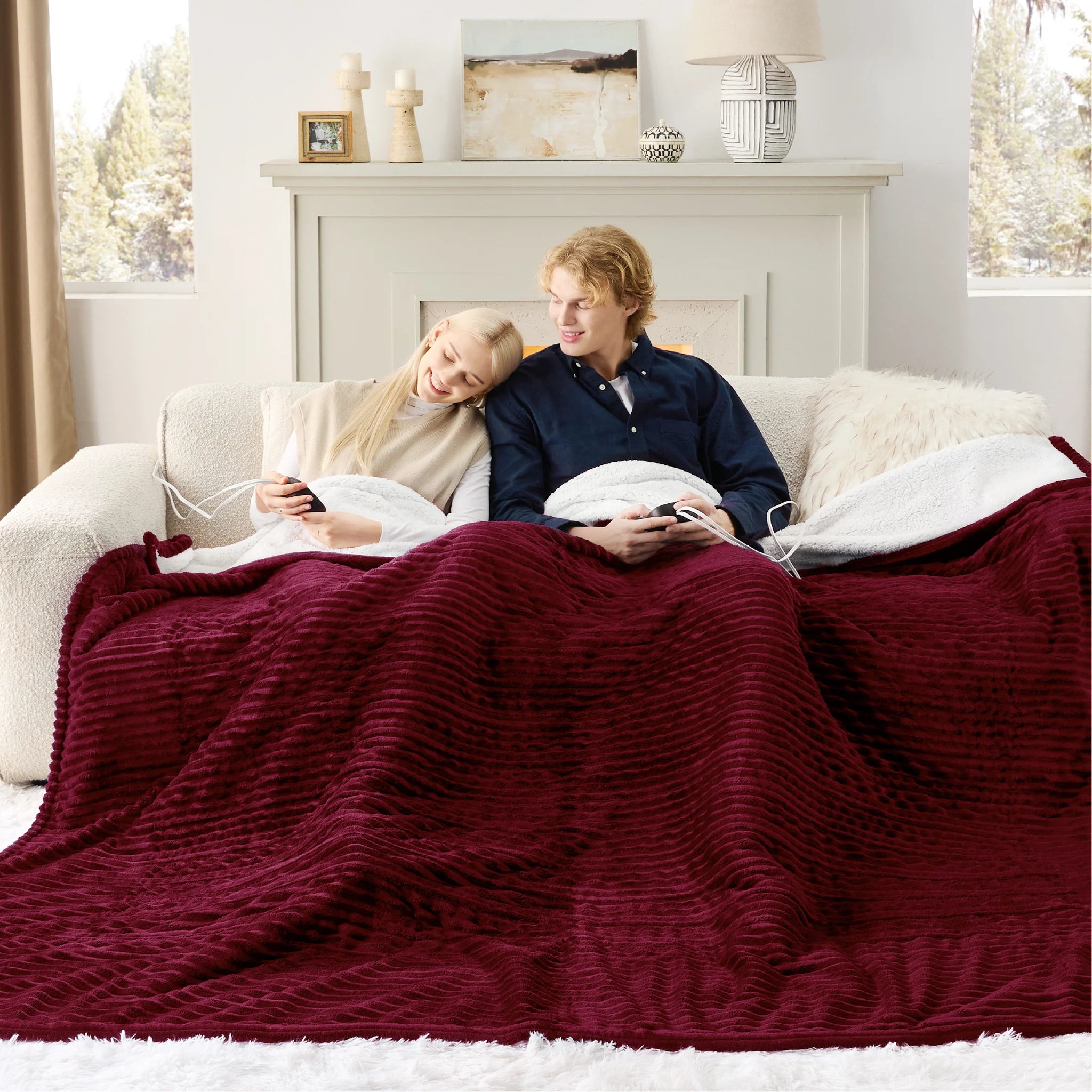 LuxuryPlush® Heated Throw Blanket - Burgundy