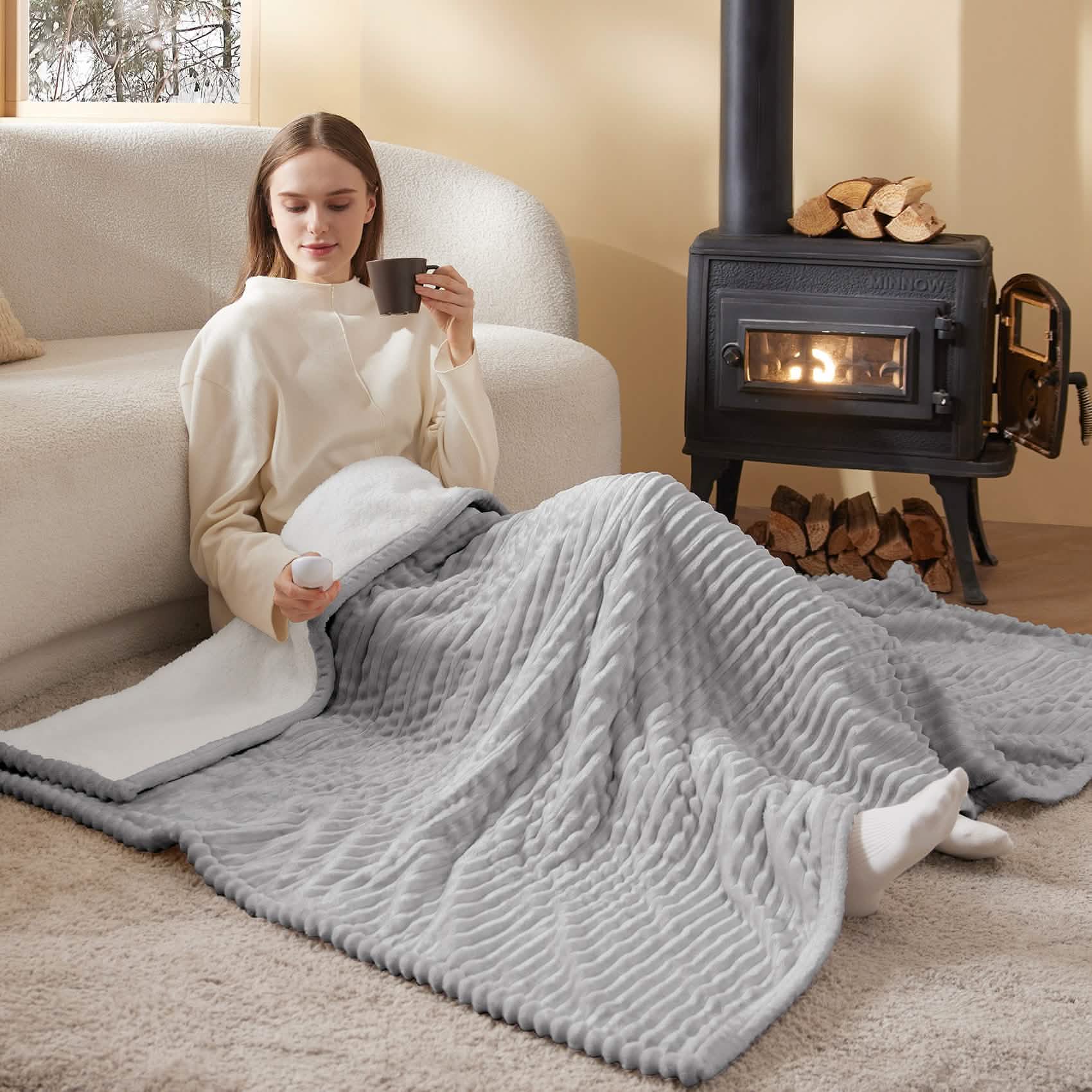 LuxuryPlush® Heated Throw Blanket - Light Grey