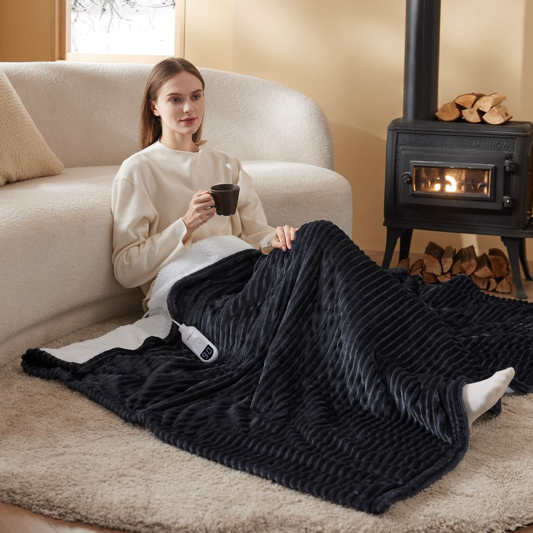 LuxuryPlush® Heated Throw Blanket - Black